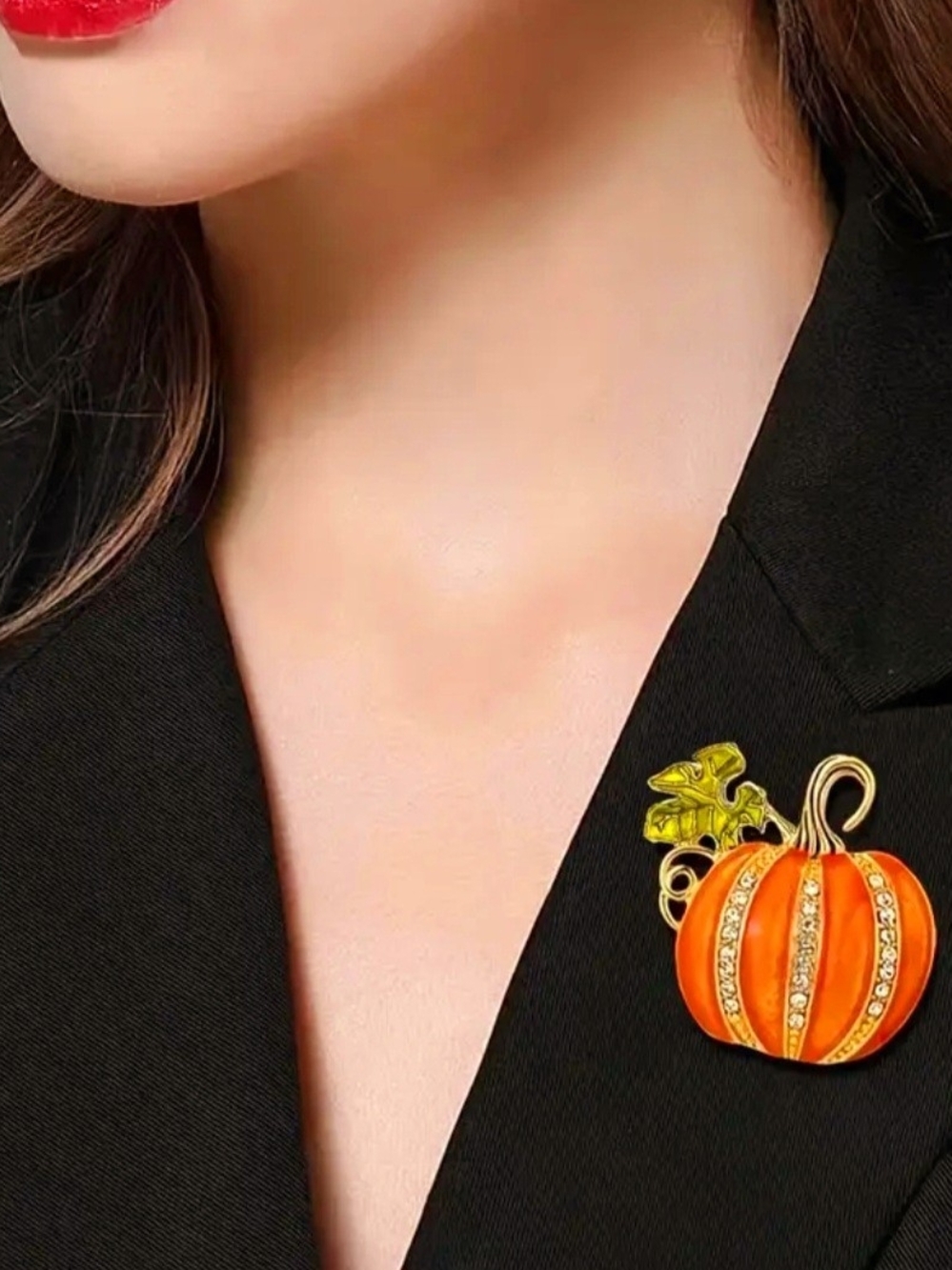 Gold Pumpkin Brooch Pin - Picture 4 of 4